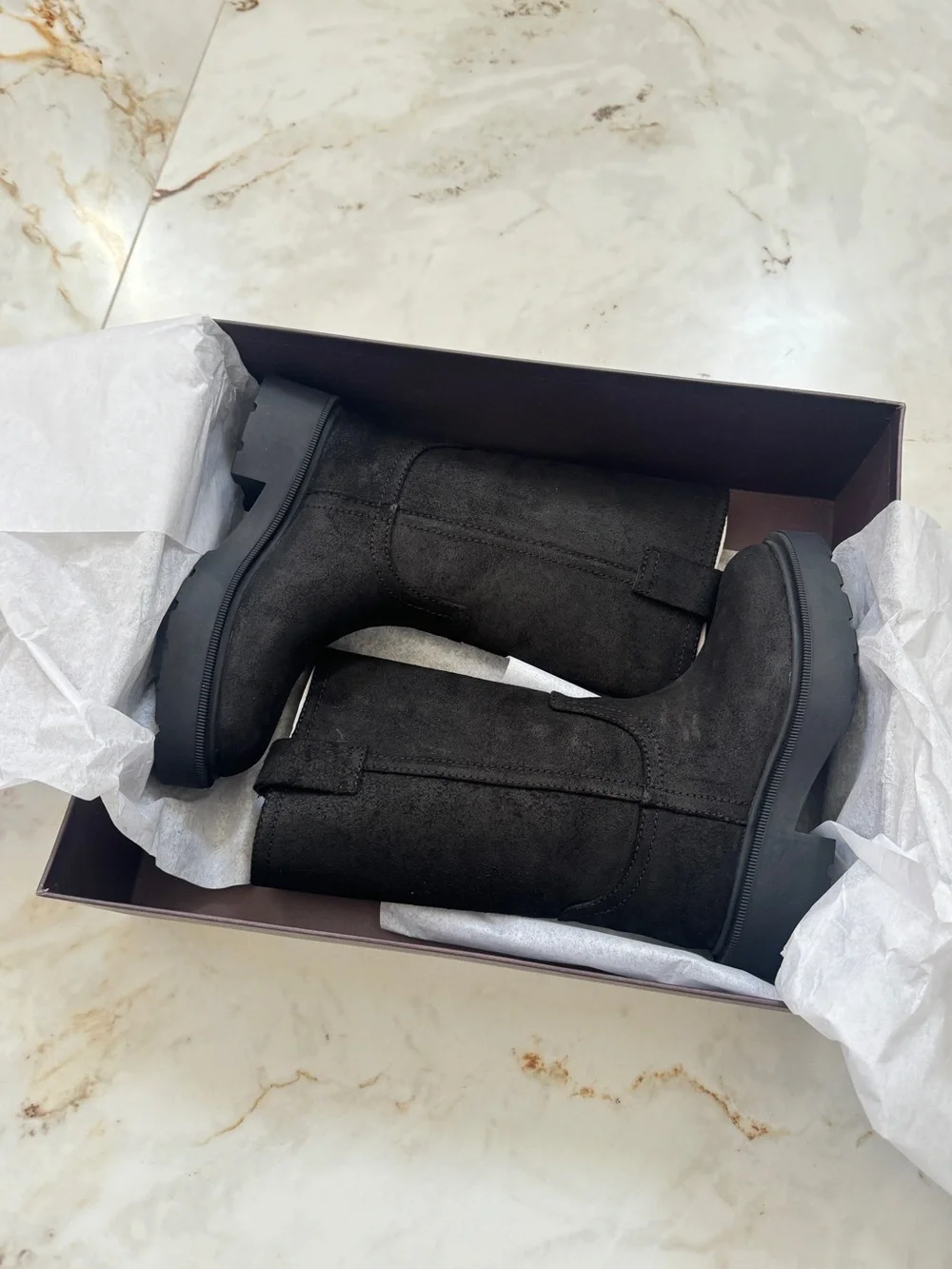 NIB Jeffrey Campbell Brown Suede Boots Size 5.5